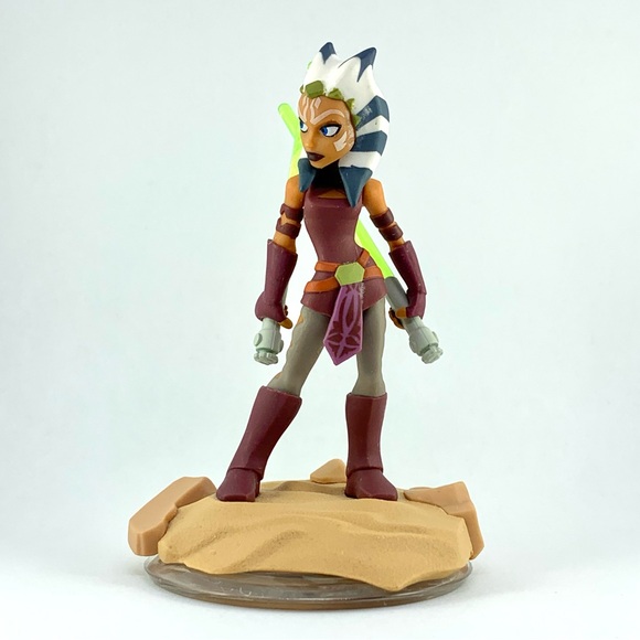 Disney Infinity 3.0 Star Wars Ahsoka Tano Figure Jedi Knight Lightsabers - Picture 7 of 10